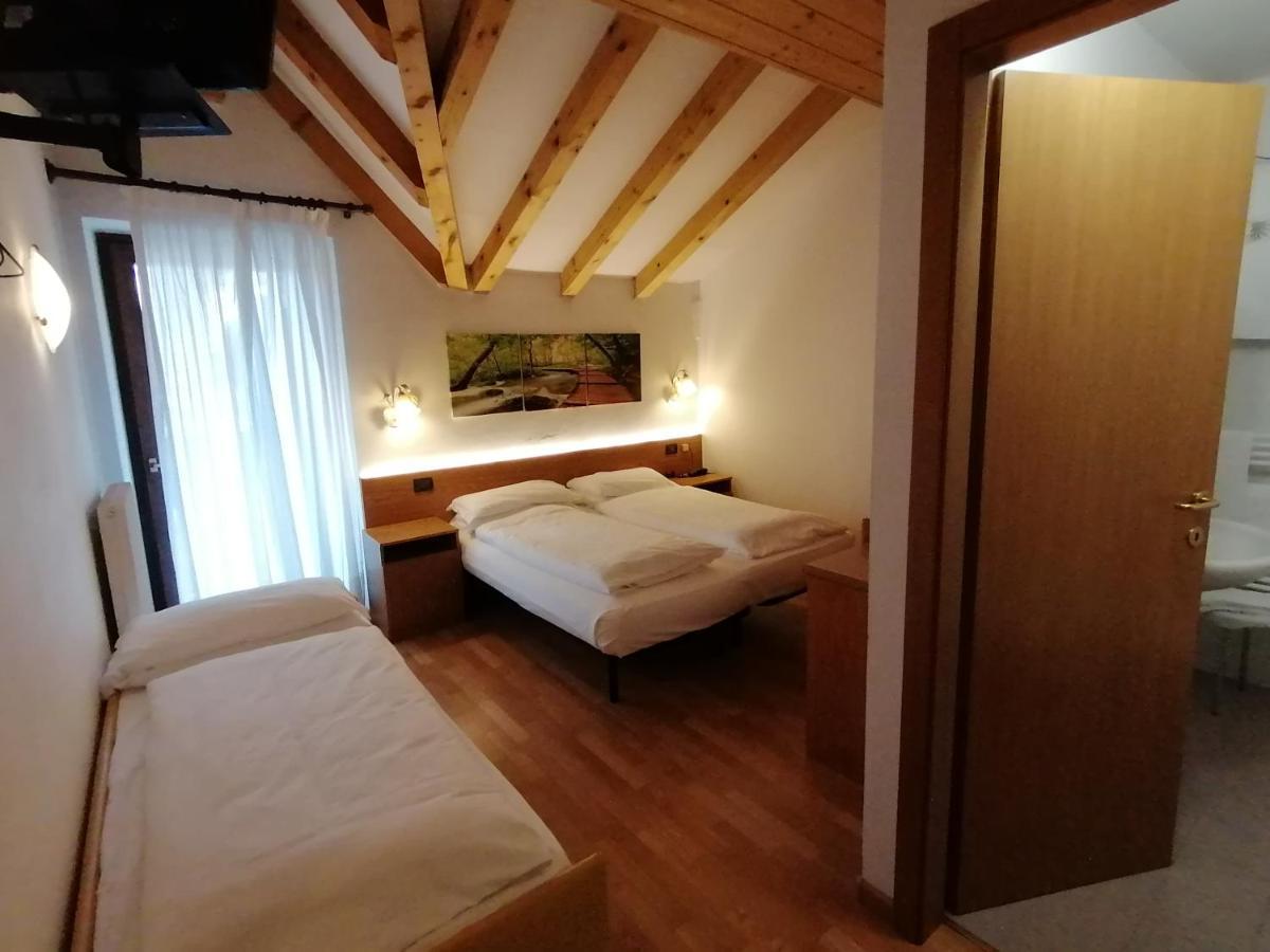 Hotel Denny ピンツォーロ エクステリア 写真