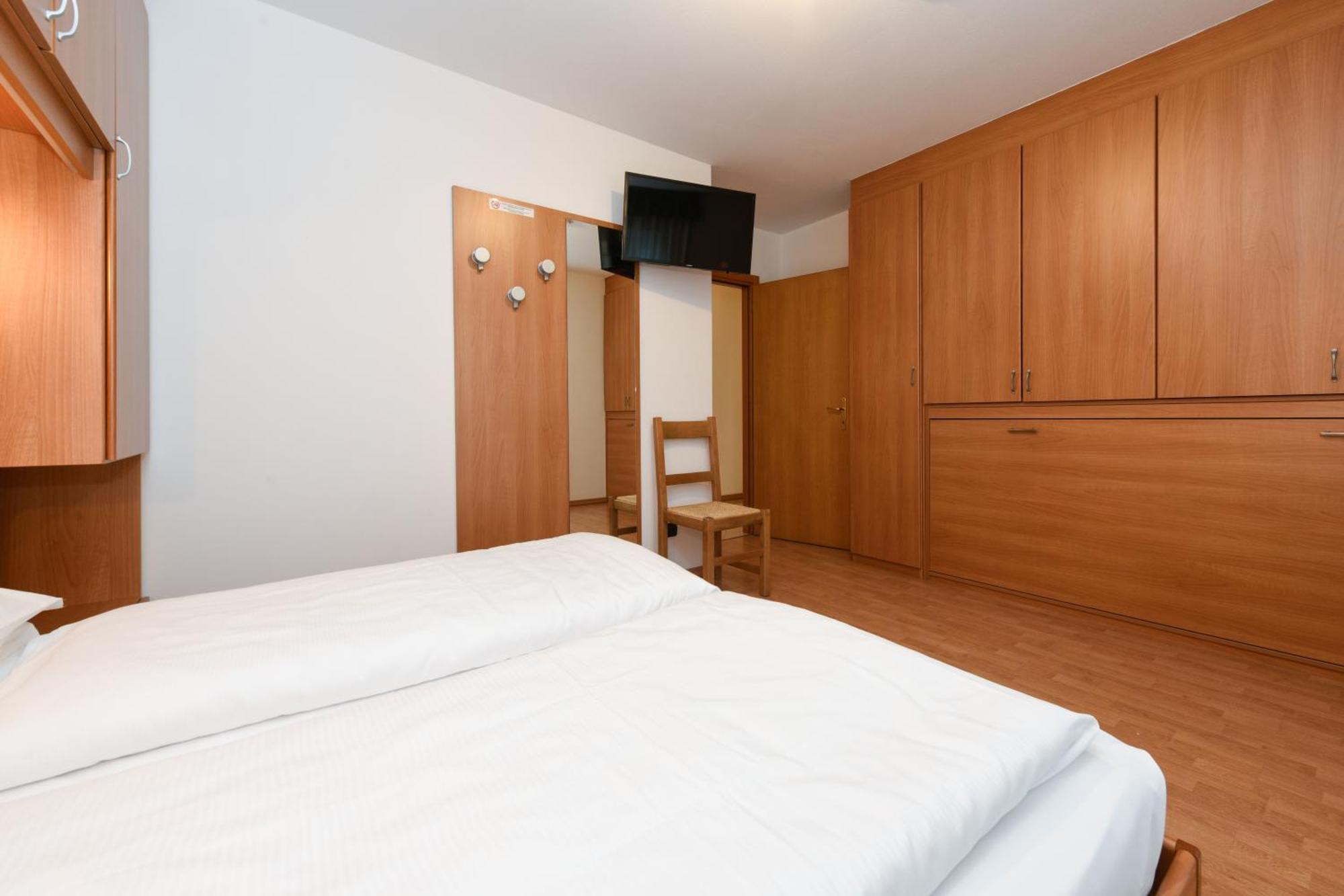 Hotel Denny ピンツォーロ エクステリア 写真